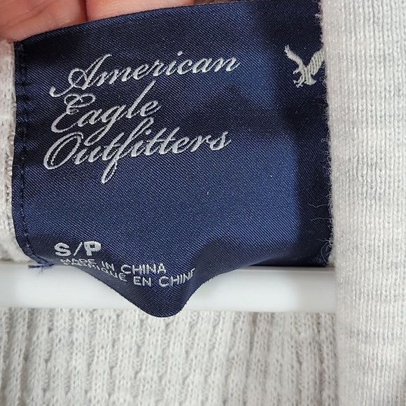 American Eagle Outfitters S Women's cardigan sweater - Picture 9 of 9
